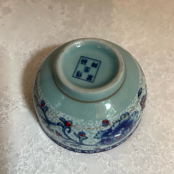 Vintage Miniature tiny bowl chrysanthemum Chinese mark - Picture 5 of 5